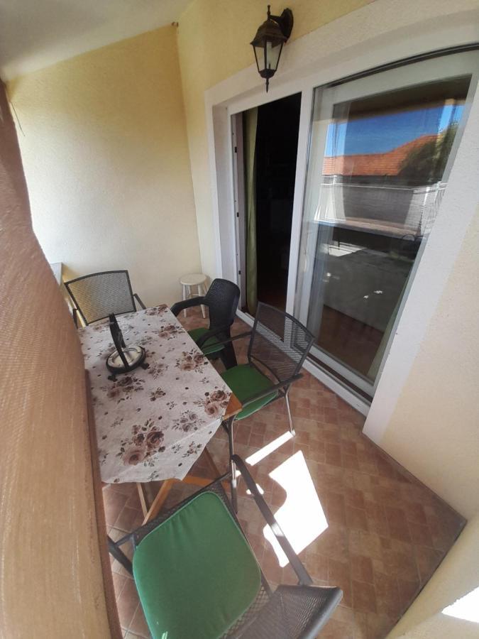 Apartment Dukic Sveti Filip i Jakov Eksteriør billede